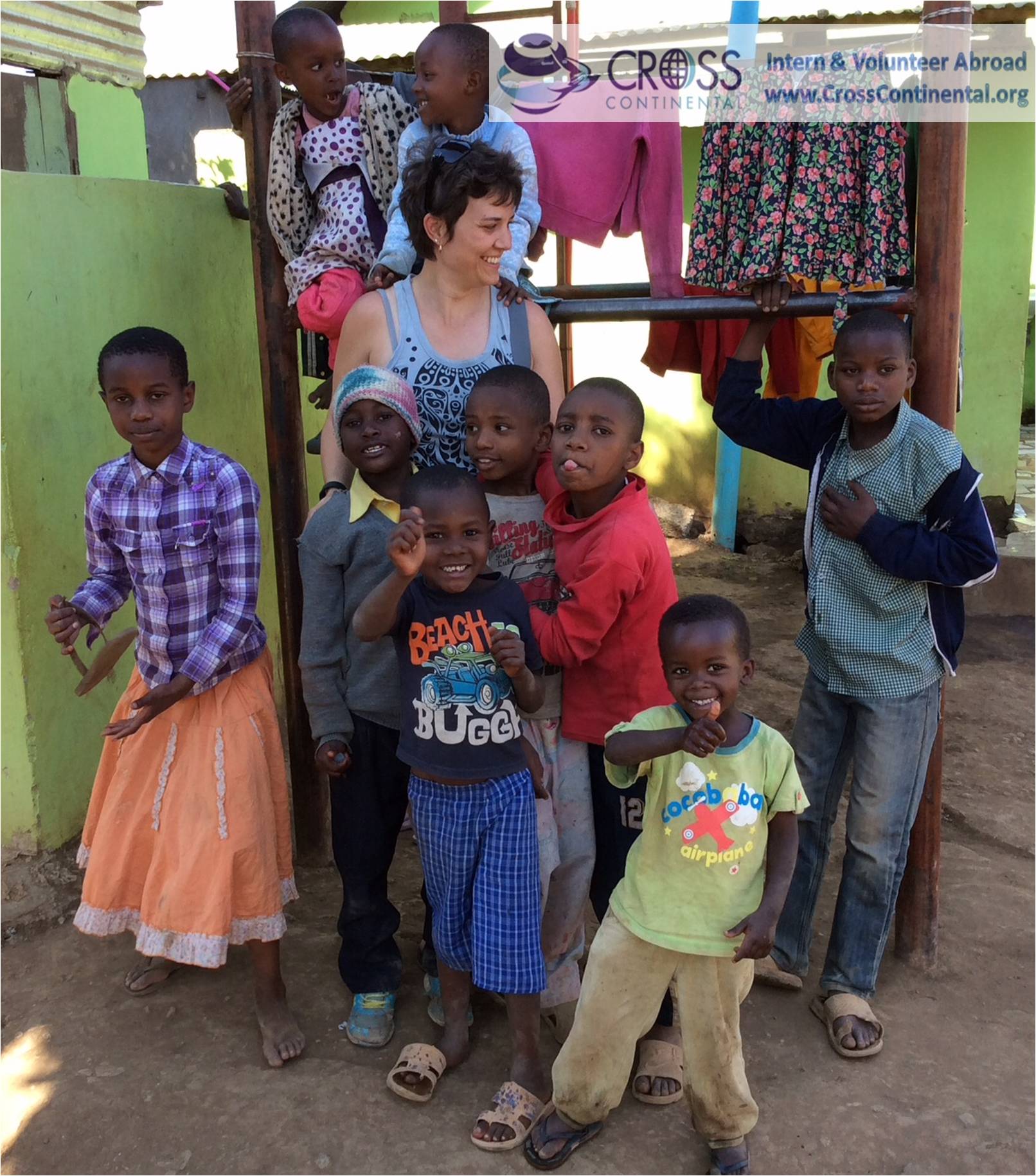 Experienced Teacher Shares Her Volunteer Abroad Experience at Orphanage